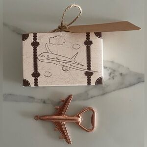 Set of 10 - Travel box and bottle opener airplane